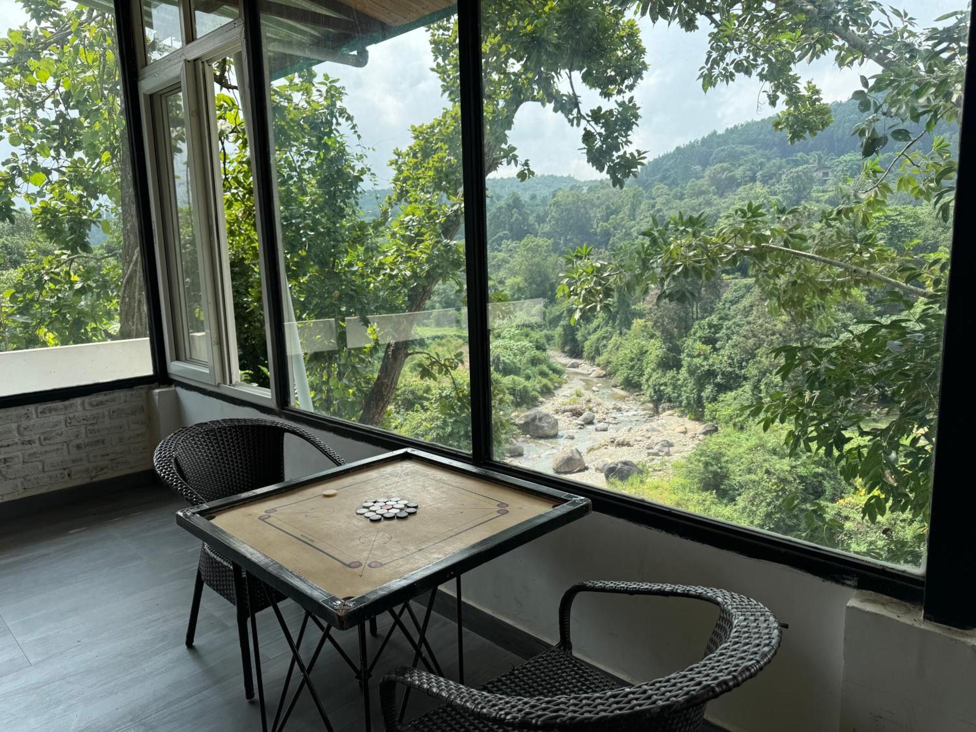 Saraiville- Luxury Riverside Cottages Dehradun Dış mekan fotoğraf