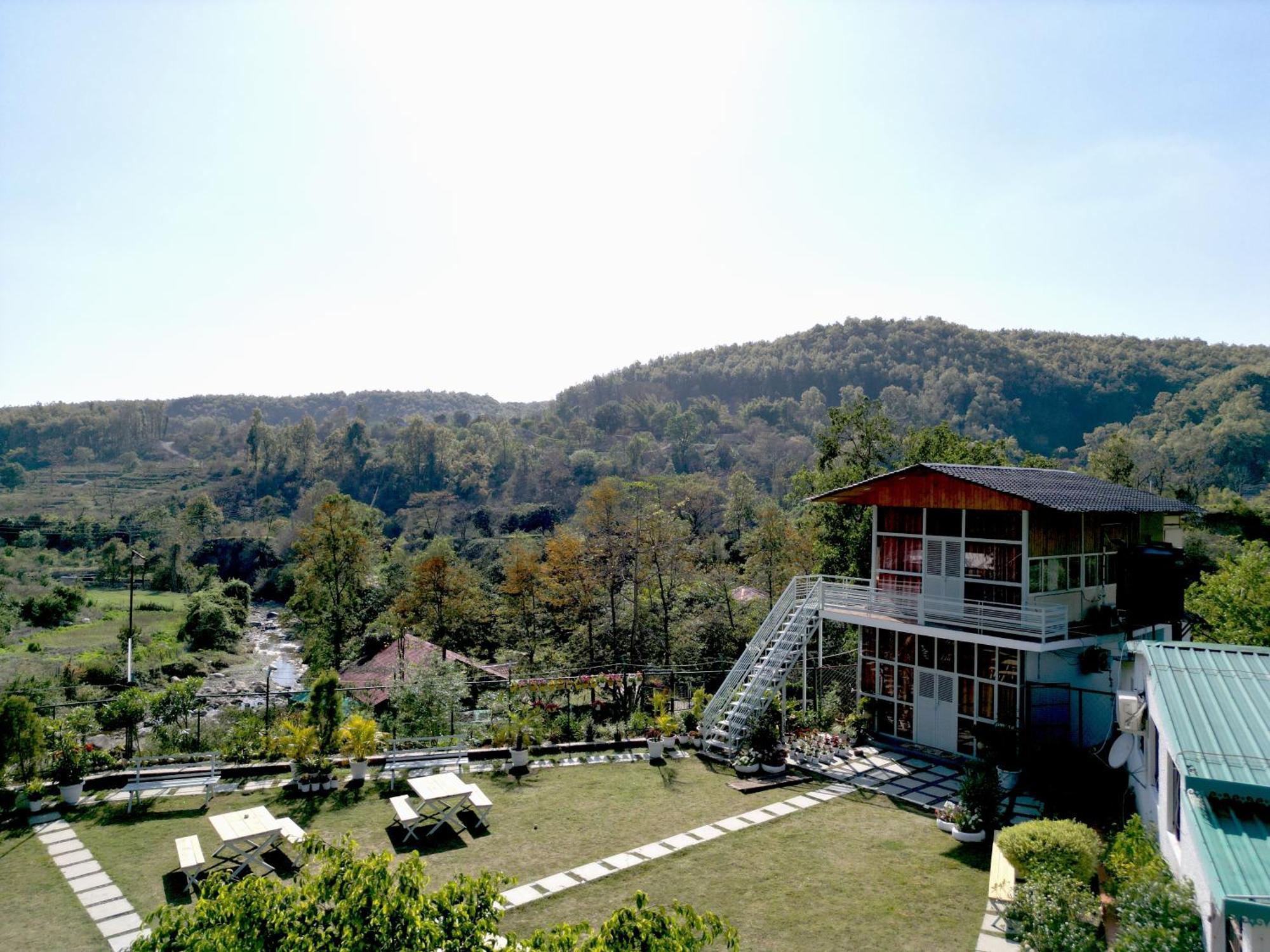 Saraiville- Luxury Riverside Cottages Dehradun Dış mekan fotoğraf