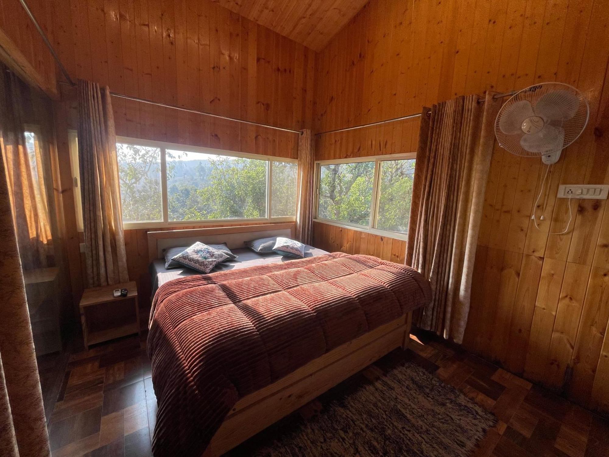 Saraiville- Luxury Riverside Cottages Dehradun Dış mekan fotoğraf