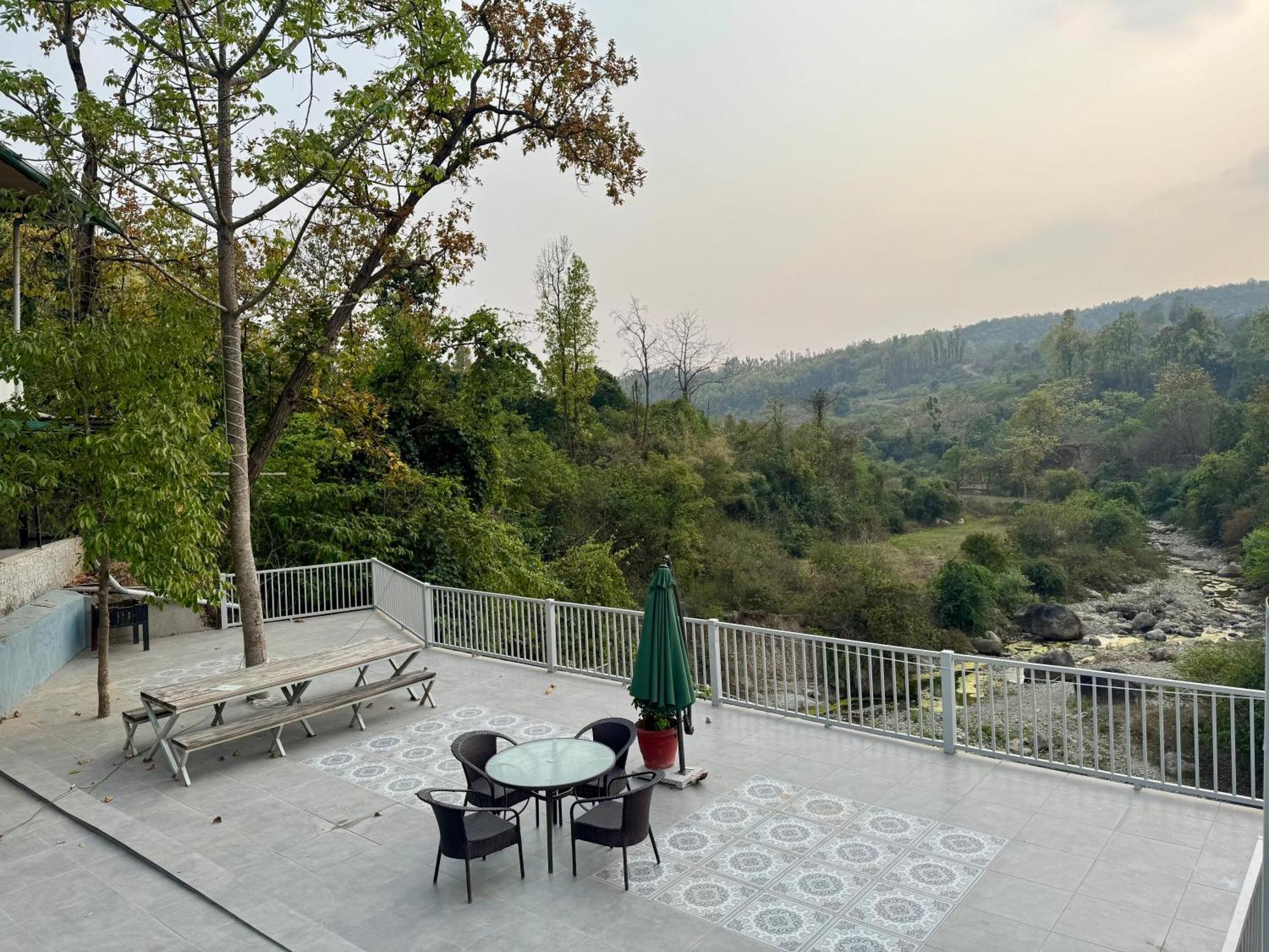 Saraiville- Luxury Riverside Cottages Dehradun Dış mekan fotoğraf